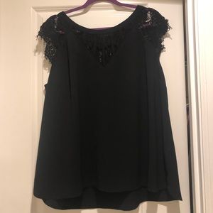 Truly Poppy Jarred Lace blouse